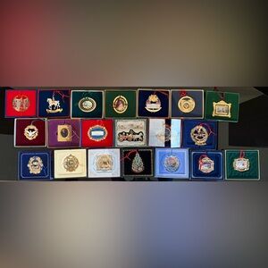 Lot of 20 White House Ornaments